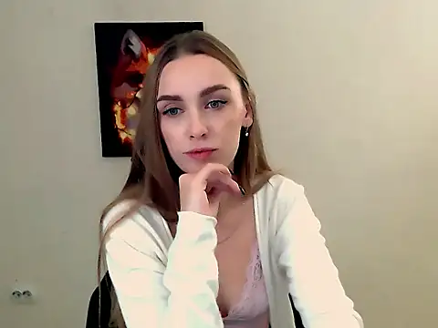 Snapshot of Doll_Angelina chatting on 10-22-25, 06:02 Doll Angelina online show from 10-22-25, 06:02