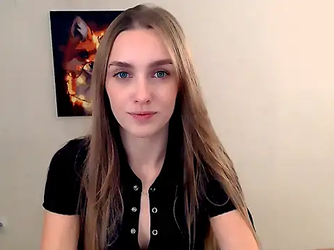 Snapshot of Doll_Angelina chatting on 10-24-25, 06:32 Doll Angelina online show from 10-24-25, 06:32