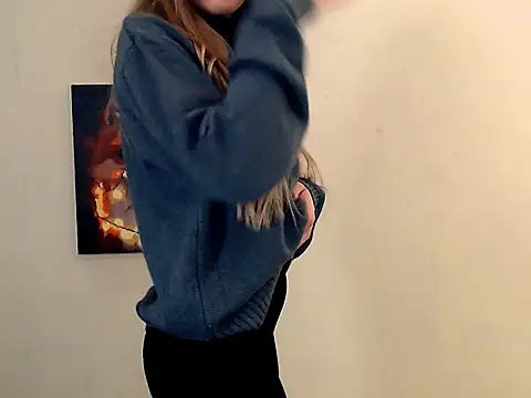 Snapshot of Doll_Angelina chatting on 11-14-25, 06:34 Doll Angelina online show from 11-14-25, 06:34