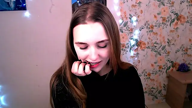 Snapshot of Doll_Angelina chatting on 02-01-26, 07:29 Doll Angelina online show from 02-01-26, 07:29