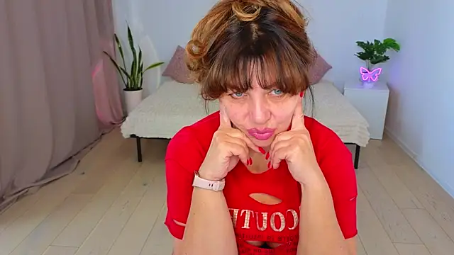 Snapshot of Nika_Light chatting on 01-17-26, 11:59 Nika Light online show from 01-17-26, 11:59