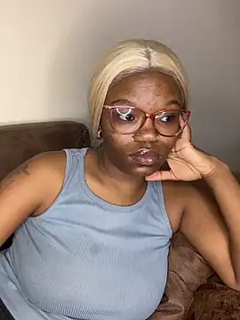 YummyMelanin117 online show from 02-22-26, 10:08