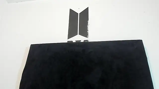 Snapshot of braces_kourtney chatting on 02-09-26, 05:06 braces kourtney online show from 02-09-26, 05:06