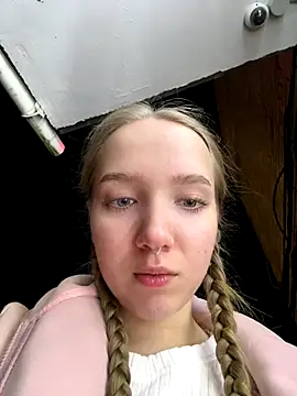 bambi lu online show from 09-29-25, 04:45