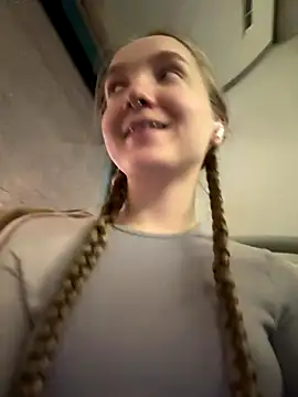 bambi lu online show from 12-18-25, 06:03