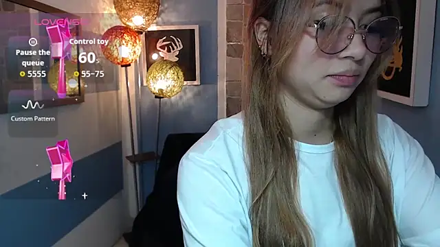 Fiorellaa delsd online show from 10-28-25, 03:25