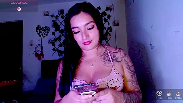 Snapshot of Charlott_Nice01 chatting on 03-02-26, 05:08 Charlott Nice01 online show from 03-02-26, 05:08