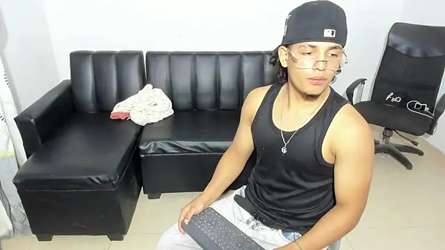 samxx muscle online show from 05-15-26, 04:58