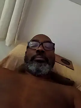 Bigmaumau54 online show from 12-17-25, 12:49