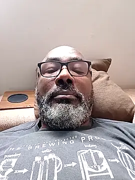 Bigmaumau54 online show from 12-20-25, 02:57