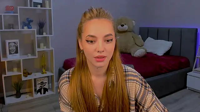 MelanieAlves online show from 11-20-25, 07:02