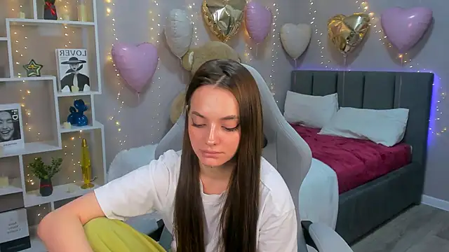 Snapshot of MelanieAlves chatting on 02-13-26, 11:34 MelanieAlves online show from 02-13-26, 11:34