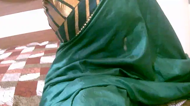 ragini m m s online show from 09-15-25, 04:56