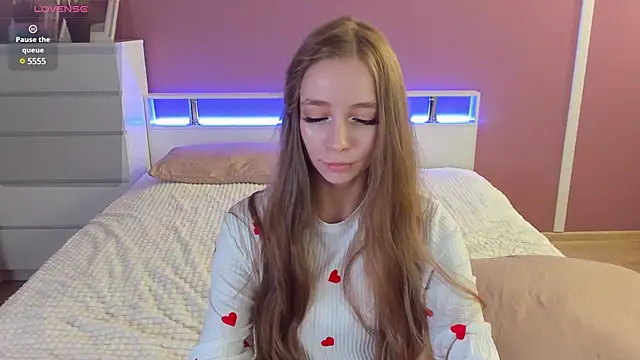 Amy Waynee online show from 03-21-25, 10:28