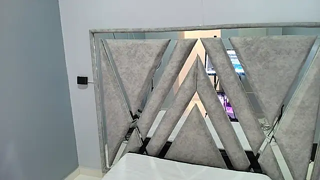 Elaine87  online show from 10-24-25, 09:44