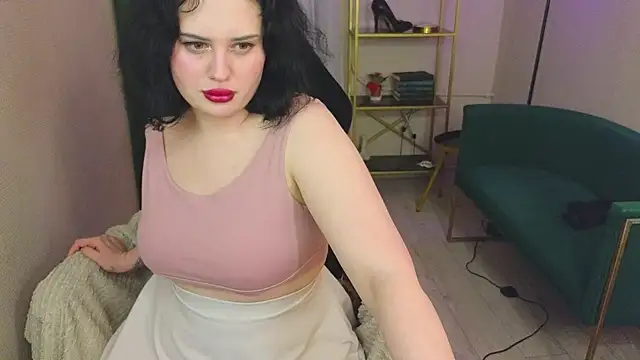 Lucy Cherie online show from 03-21-25, 07:57