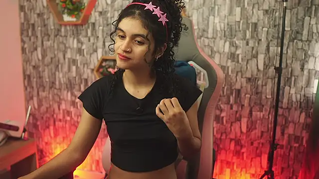 bonniie 98  online show from 04-18-26, 05:06