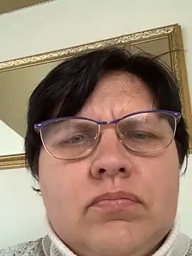 Snapshot of Violetta4635 chatting on 03-20-25, 11:27 Violetta4635 online show from 03-20-25, 11:27