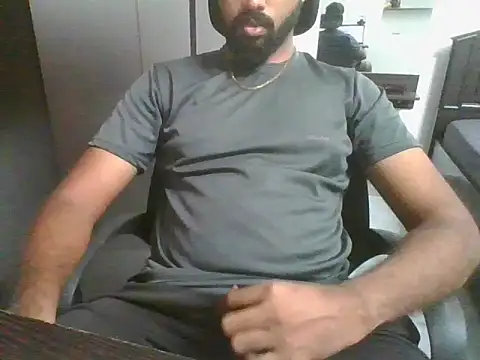 Snapshot of lovelyakash69 chatting on 10-14-25, 10:16 lovelyakash69 online show from 10-14-25, 10:16