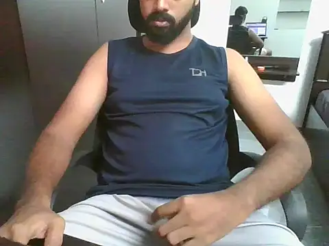 Snapshot of lovelyakash69 chatting on 11-13-25, 04:00 lovelyakash69 online show from 11-13-25, 04:00