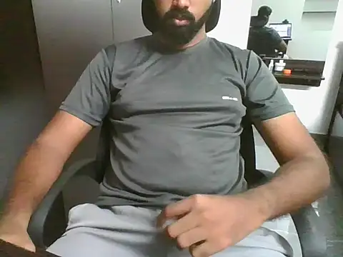 Snapshot of lovelyakash69 chatting on 11-24-25, 04:34 lovelyakash69 online show from 11-24-25, 04:34