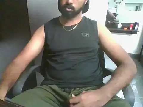 lovelyakash69 online show from 01-13-26, 12:43