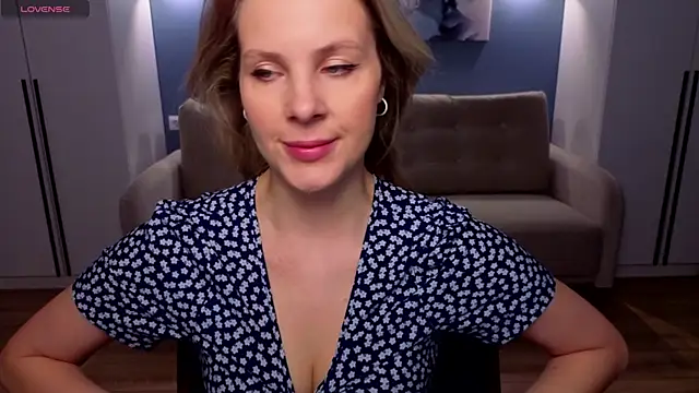 Snapshot of MelanieBennett chatting on 04-19-26, 06:02 MelanieBennett online show from 04-19-26, 06:02