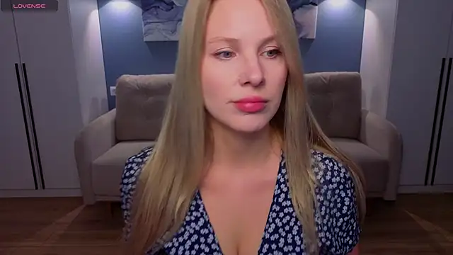 Snapshot of MelanieBennett chatting on 05-05-26, 06:32 MelanieBennett online show from 05-05-26, 06:32