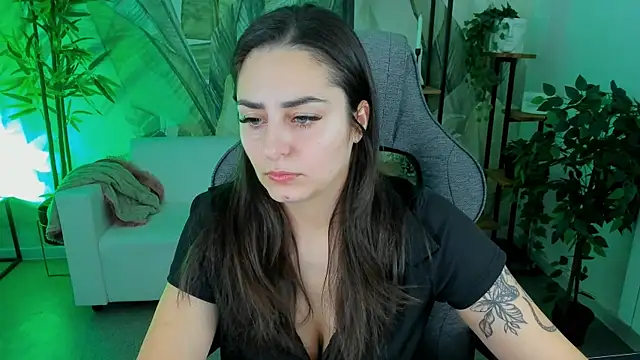 ValeriiMills online show from 01-07-26, 02:30