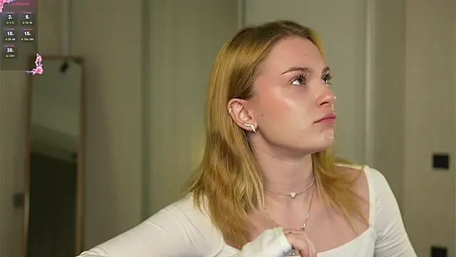 Cyberheart  online show from 11-24-25, 06:51