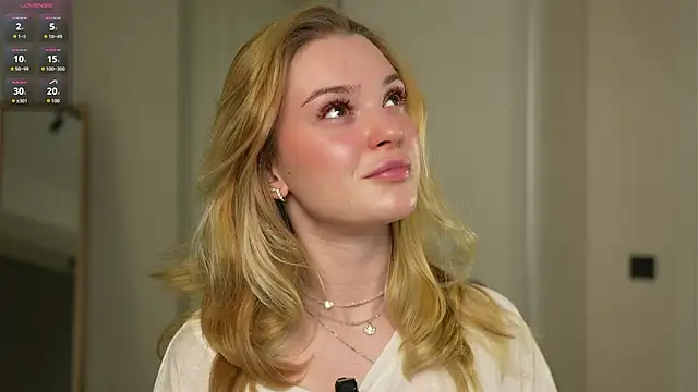 Cyberheart  online show from 11-28-25, 04:53