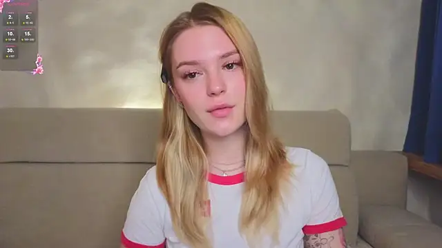 Cyberheart  online show from 12-17-25, 03:18