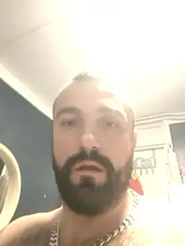 Snapshot of lucka1234 chatting on 04-09-26, 08:25 lucka1234 online show from 04-09-26, 08:25