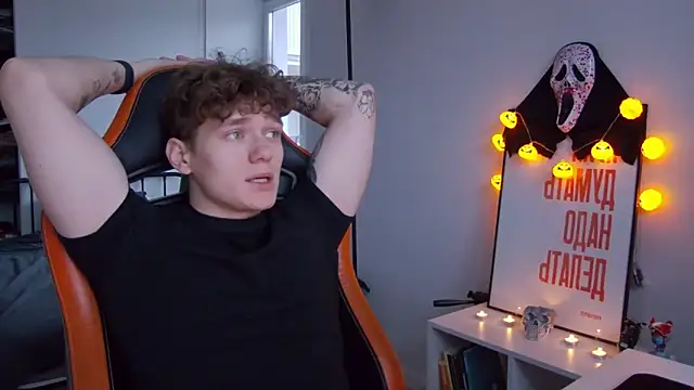 DanyDavis online show from 10-24-25, 12:12