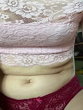 Snapshot of MariannaSida chatting on 03-06-26, 07:38 MariannaSida online show from 03-06-26, 07:38