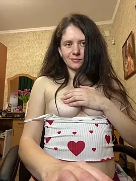 Snapshot of MariannaSida chatting on 03-09-26, 07:18 MariannaSida online show from 03-09-26, 07:18