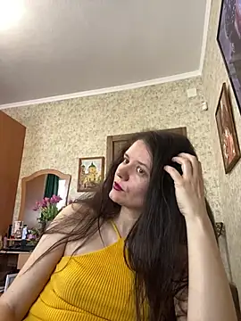 Snapshot of MariannaSida chatting on 03-10-26, 08:41 MariannaSida online show from 03-10-26, 08:41