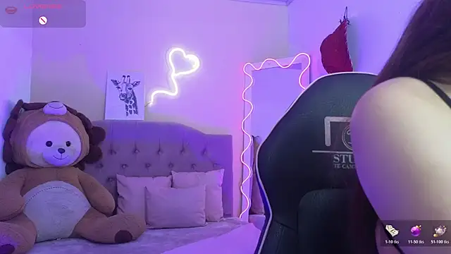 kissy tay online show from 10-21-25, 11:33