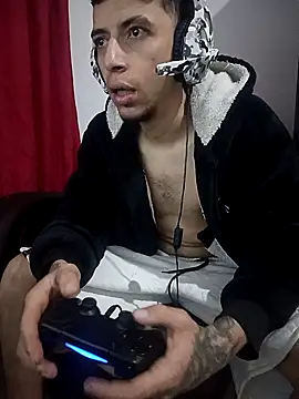 Snapshot of Chris__Jones chatting on 09-27-25, 05:34 Chris Jones online show from 09-27-25, 05:34