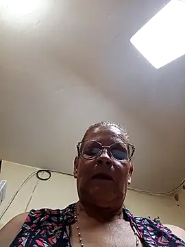 katrina perez online show from 10-06-25, 07:55