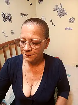 katrina perez online show from 10-30-25, 10:10