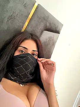 QueenLujaine online show from 11-02-25, 03:36