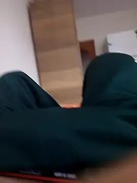 leona633 online show from 03-22-26, 03:37