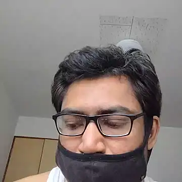 Snapshot of SunkLupus chatting on 05-16-26, 12:40 SunkLupus online show from 05-16-26, 12:40