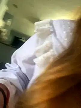 bankruptbabe online show from 12-02-25, 04:40