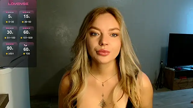 Eva   forever online show from 10-30-25, 03:08