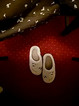 AlessiaCroft online show from 11-27-25, 05:09