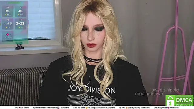 sweetuniporn online show from 10-24-25, 07:38