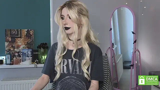 sweetuniporn online show from 05-05-26, 08:11