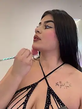 Kariina  69 online show from 11-07-25, 03:50